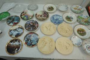 Decor Collectables Plates