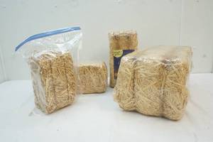 Tote with never used bales