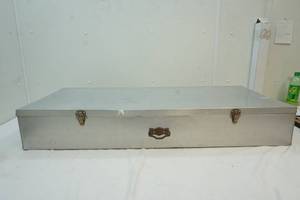 Metal Container with Hinges