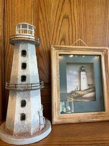 lot 31 image: Lighthouse Nautical Themed Lot