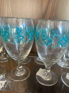 lot 67 image: 10 decorative wine glasses