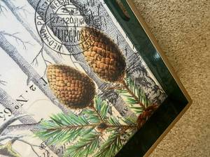 lot 77 image: 2 decorative serving trays