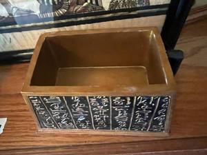 lot 107 image: Egyptian Inspired Dcor Lot
