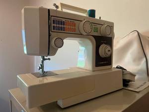 lot 112 image: Free Arm Model 1630 Domestic Sewing Machine with Dust Cover
