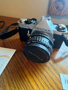 lot 115 image: Lot of 2 Cameras, Kodak and Pentax