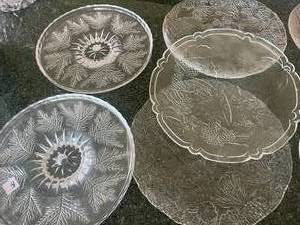 lot 99 image: Lot of glass holiday serving trays