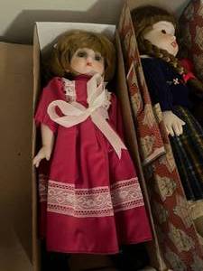 lot 163 image: Lot of 3 porcelain dolls - Nostalgic Doll, Pinnacle Doll,