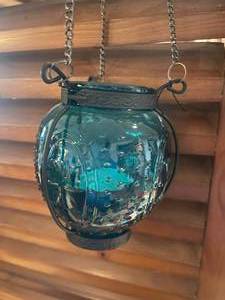 lot 186 image: Hanging Glass Candle Holder