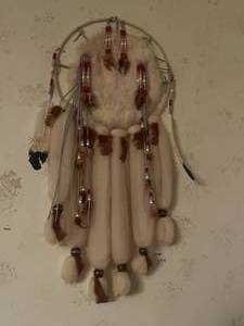 lot 294 image: Indian handmade Man-Del-La 33