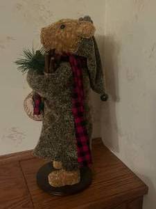 lot 302 image: Christmas Bear 11x16