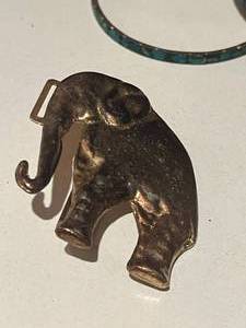 lot 342 image: Jewelry - Coordinating Bangles, necklaces and belt buckles