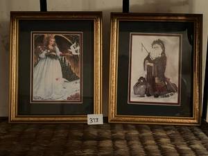 lot 373 image: 3 Christmas wall dcor