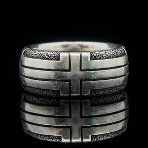 Mens Designer David Yurman Carved Cross Band Ring - Rustic Shine & Hammered Combination Finish $1,250 Retail