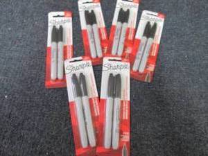 lot 71 image: 6- 2pks Sharpie 30162PP Permanent M...