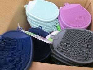 lot 163 image: Box of Prep Solution Silicone Scrub...
