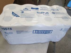 lot 201 image: 16 Rolls SofPull Mini 2ply Bath Tis...