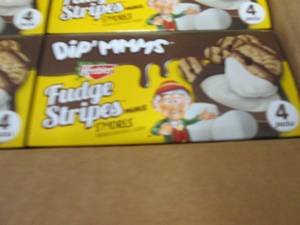lot 267 image: 6- 4pks Keebler Fudge Stripes SMor...