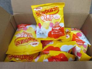 lot 293 image: 12- 4.3 oz pks Starburst Air Gummie...