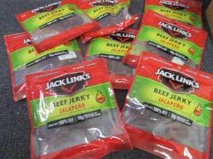 lot 298 image: 8- 2.85 oz pks Jack Links Jalapeno ...