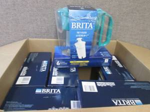 lot 367 image: Lot of 6 Brita Water Filter Pitcher...