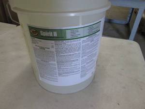 lot 428 image: 5 Gallons Zep Spirit II Ready to Us...