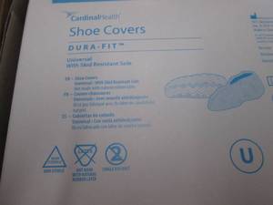 lot 445 image: Case of 400 Cardinal Health DuraFit...