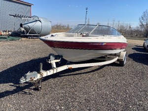 lot 3 image: 1996 Bayliner ER Capri