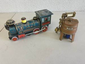 Toy Train Engine & Ertl Maytag Washer