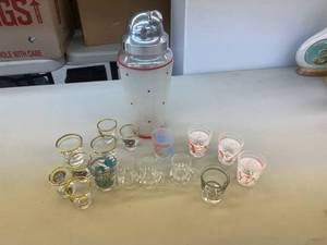Drink Mixer & Shot Glasses