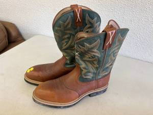 Safety Toe Boots Size 11EE