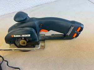 Black & Decker VersaPak Saw