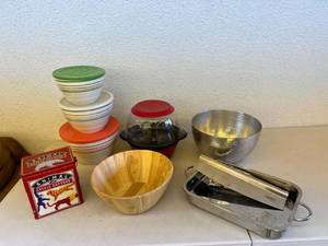 Kitchen Items - Cookie Cutters, Bowls, Popcorn Popper