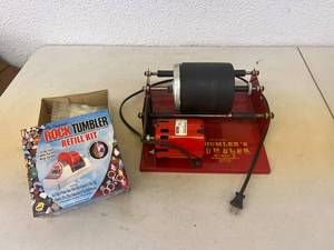 Thumlers Rock Tumbler & Refill Kit
