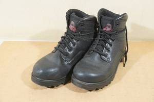 lot 255 image: Brahma Black Leather Boots -Mens Size 7