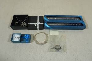 lot 208 image: Assorted Jewelry -3 Bracelets, 2 Necklaces, 1 Ring