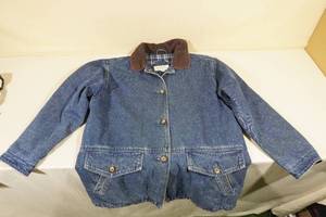 lot 262 image: Mens Denim & Flannel Jacket -Large