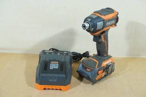 lot 280 image: Rigid 14 Cordless Impact Driver