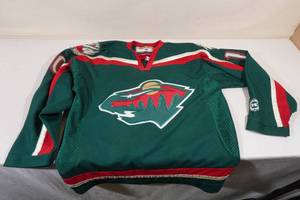 lot 316 image: Minnesota Wild Marian Gaborik Jersey -Large