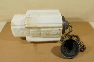lot 19 image: Vintage Milk Glass Light Fixture
