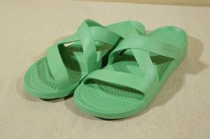 lot 33 image: Nuusole Womens Hailey Sandal -Size 10, Green
