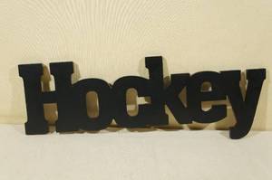 lot 115 image: Wooden Wall Dcor Hockey