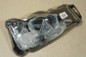 lot 122 image: Cressi Pano 4 Snorkel Set -ClearBlack