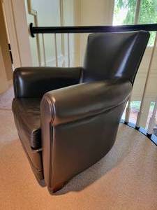 lot 9 image: Room & Board Espresso Leather Accent Chair