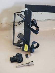 lot 94 image: Thule Tailgate Bike Carrier
