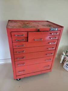 lot 60 image: Vintage MATCO 10 Drawer Rolling Toolchest
