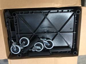 Luxor BC 24-in. 4-Shelf utility Cart in Black customer return see pictures