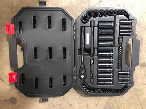 Husky 38 in. Drive 100-Position Universal SAE and Metric Mechanics Tool Set  customer return see pictures