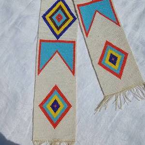 lot 51 image: Native American White Beaded Belt Sash