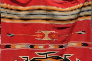 lot 43 image: Native American Chimayo Tribal Gecko Woven Rug  53 x 80