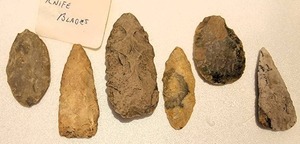 lot 61 image: Early Native American Indian Knife Blades